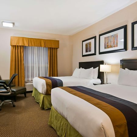 Best Western Wainwright Inn & Suites Экстерьер фото